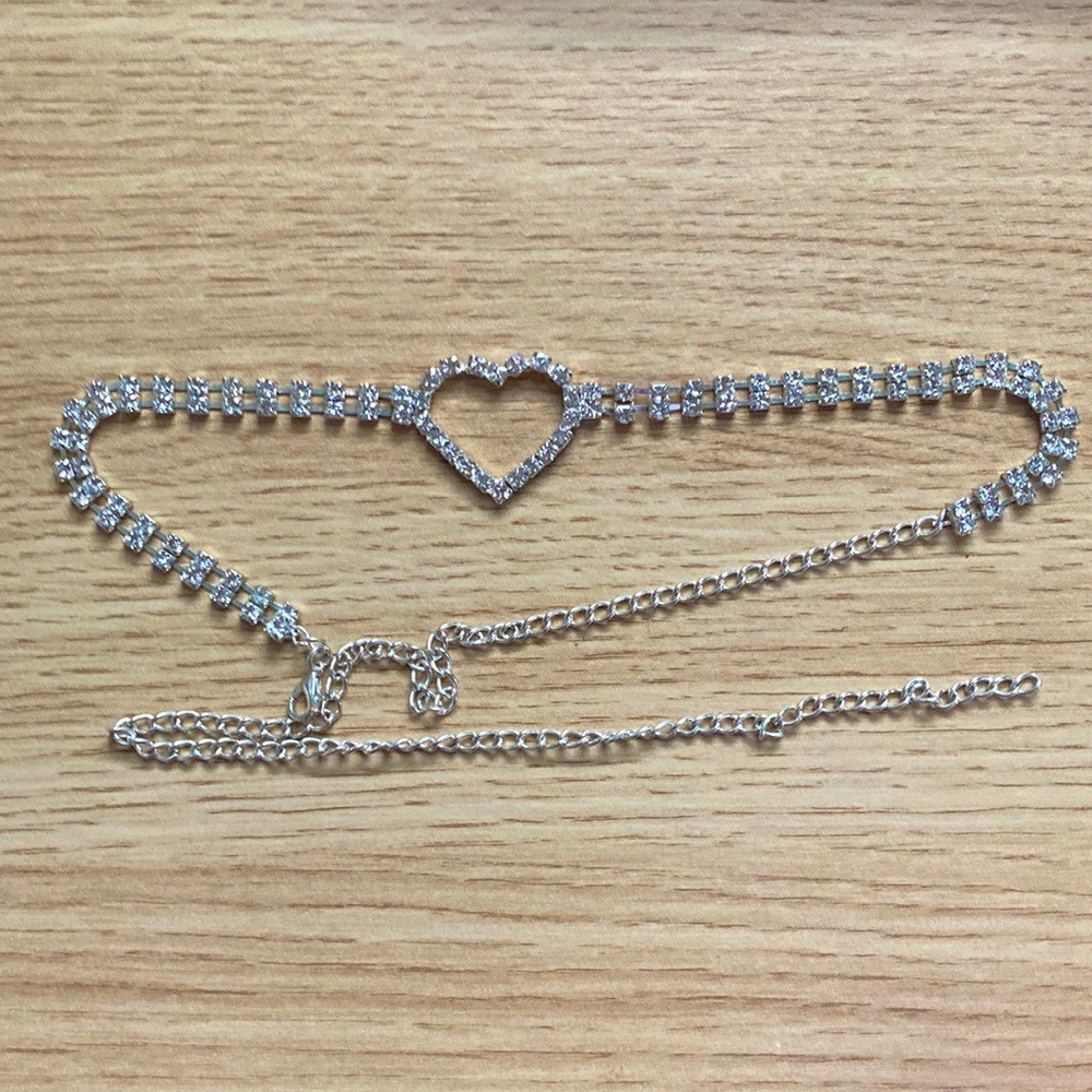adjustable heart shaped silver leg jewelry